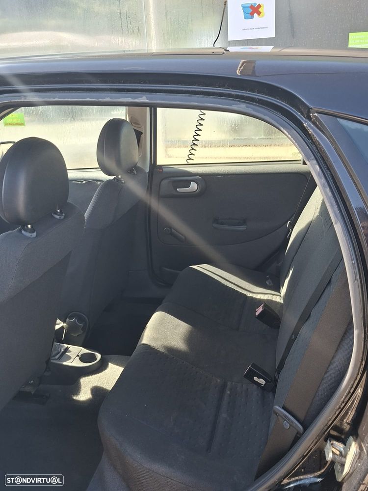 Opel Corsa - 8