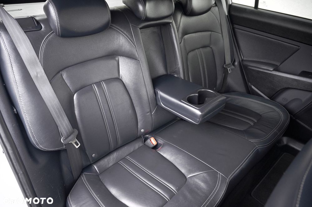 Kia Sportage 2.0 CRDI 184 AWD Platinum Edition - 27