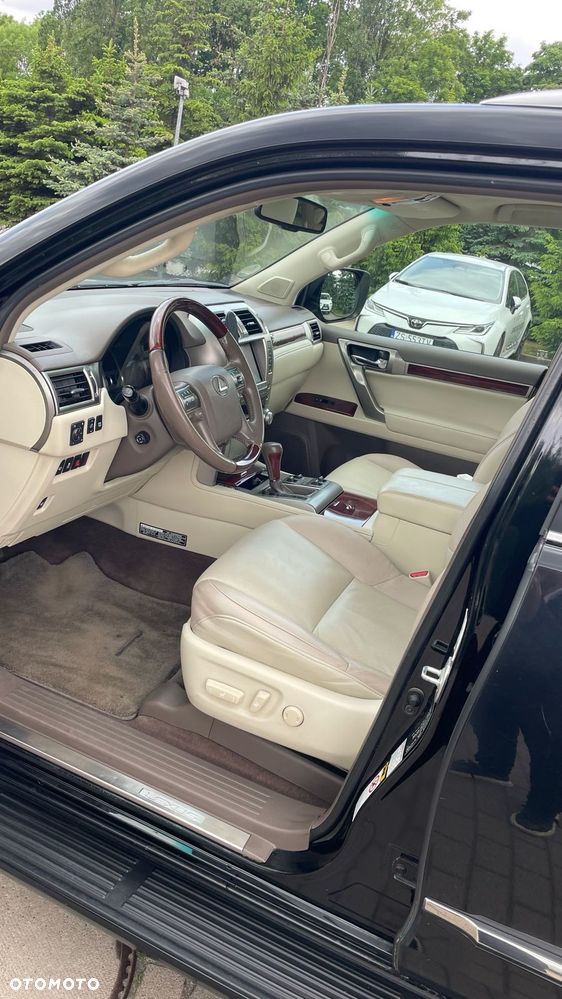 Lexus GX - 4