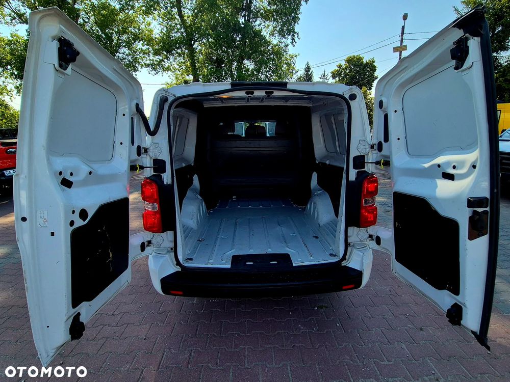 Opel Vivaro - 11
