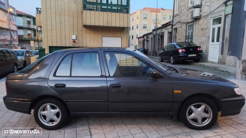 Nissan Sunny Hatchback 1.4 SLX - 6