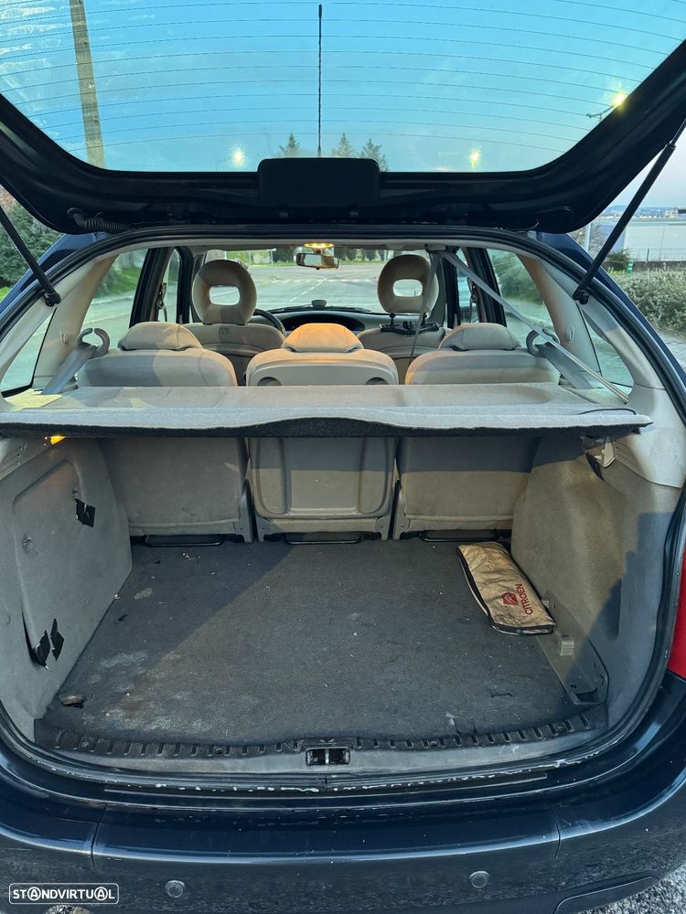 Citroën Xsara Picasso 1.6 Exclusive - 16