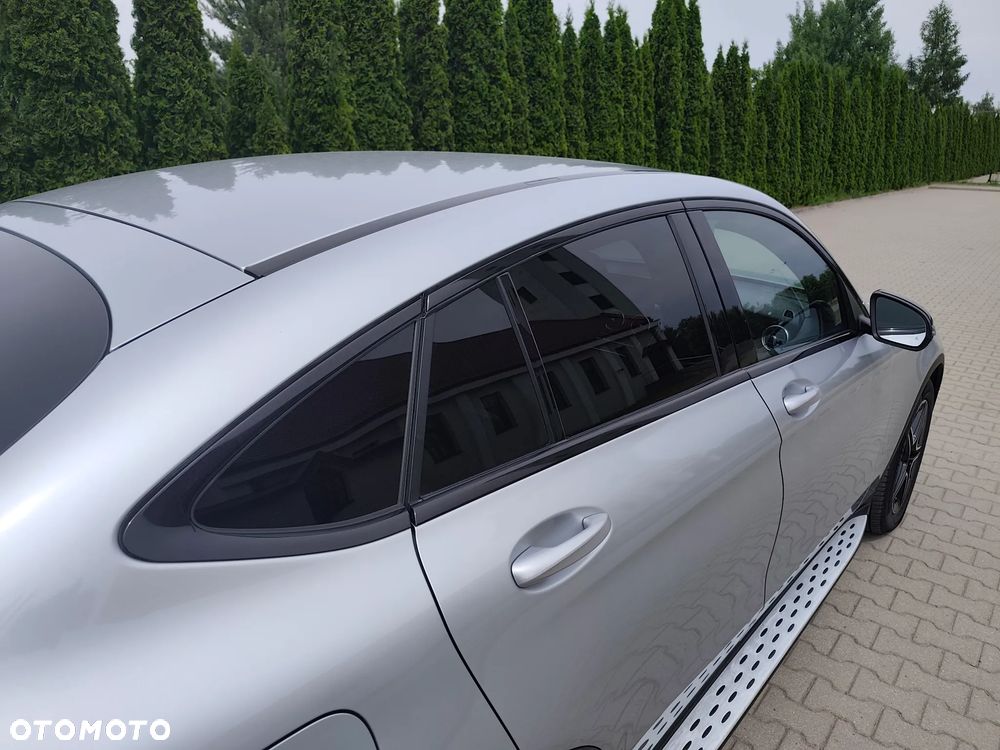 Mercedes-Benz GLC 220 d 4Matic 9G-TRONIC AMG Line Plus - 35