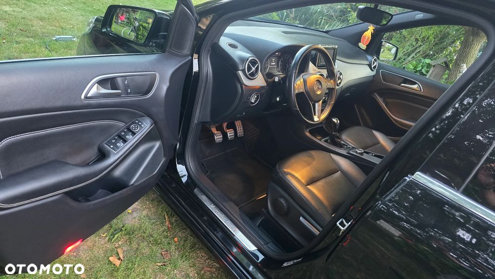 Mercedes-Benz Klasa B 180 - 15