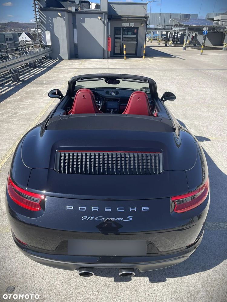 Porsche 911 - 9