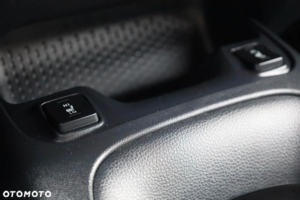 Toyota Corolla 1.8 Hybrid GPF Comfort - 23