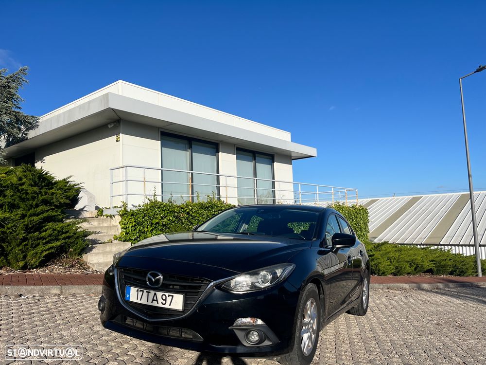 Mazda 3 Hatchback SKYACTIV-D 105 Center-Line - 2