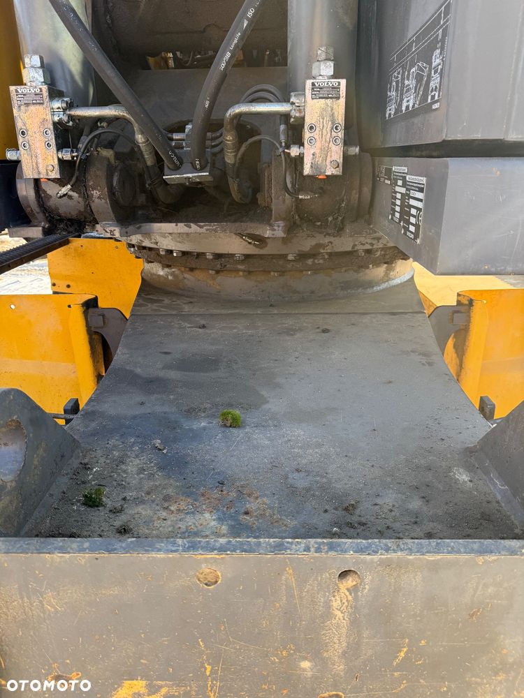 Volvo Ew 180 D - 6