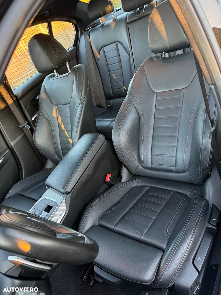 BMW Seria 3 330e Aut. M Sport - 21