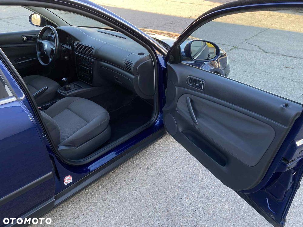 Volkswagen Passat ver-1-6-family - 14