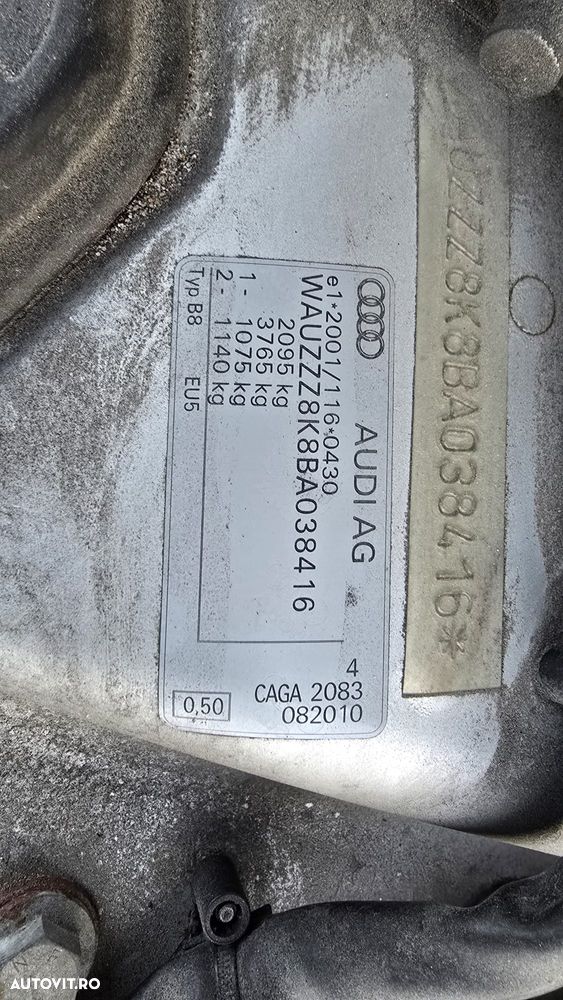 Audi A4 2.0 TDI Avant - 8