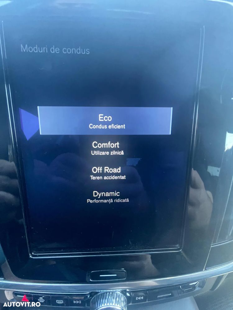 Volvo V90 D5 AWD - 7