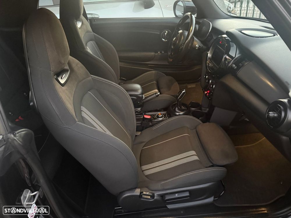 MINI Cabrio Cooper Premium JCW Auto - 13