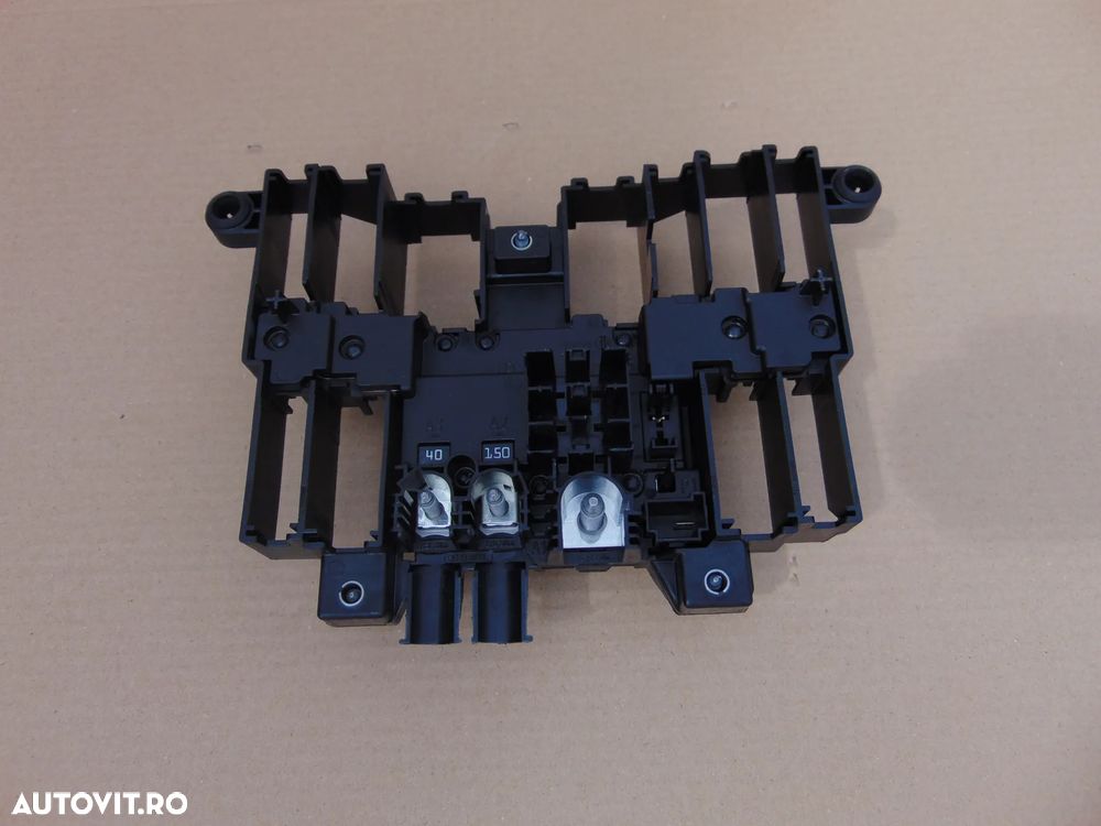 Suport panou sigurante Mercedes w177 gla w247 cod a1779061302 - 2