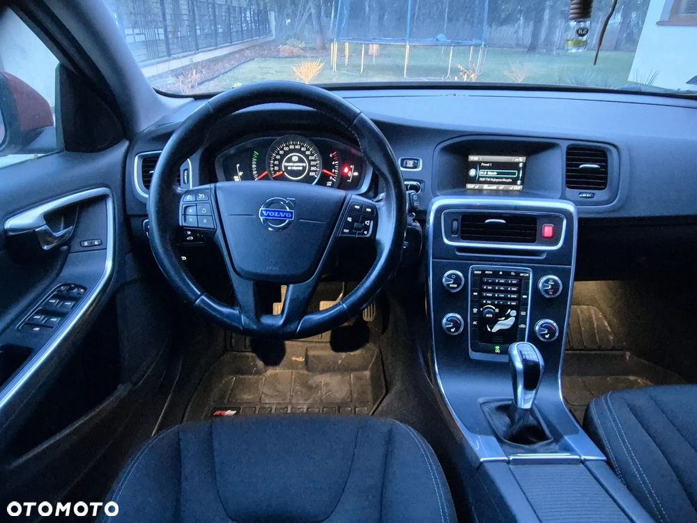 Volvo V60 D4 Drive-E Kinetic - 10