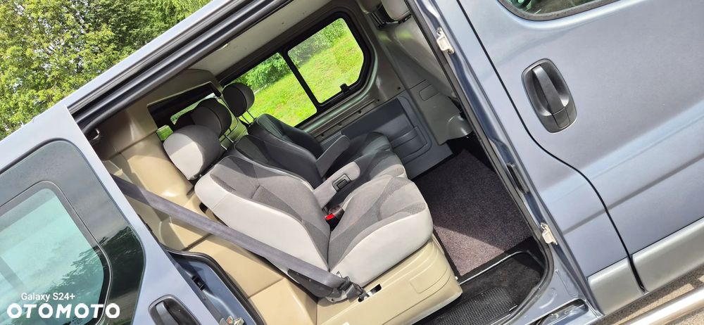 Opel Vivaro - 28