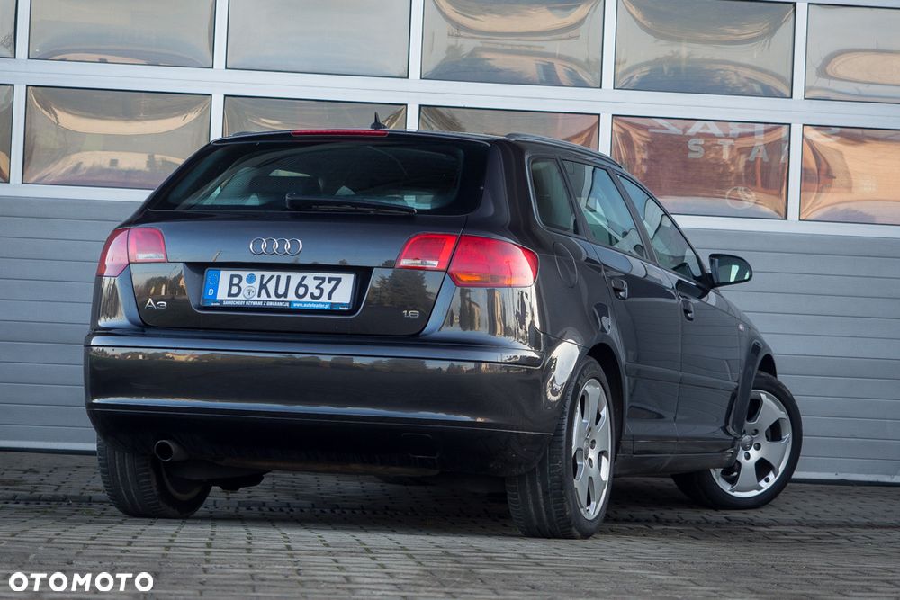 Audi A3 Sportback 1.6 Attraction - 7
