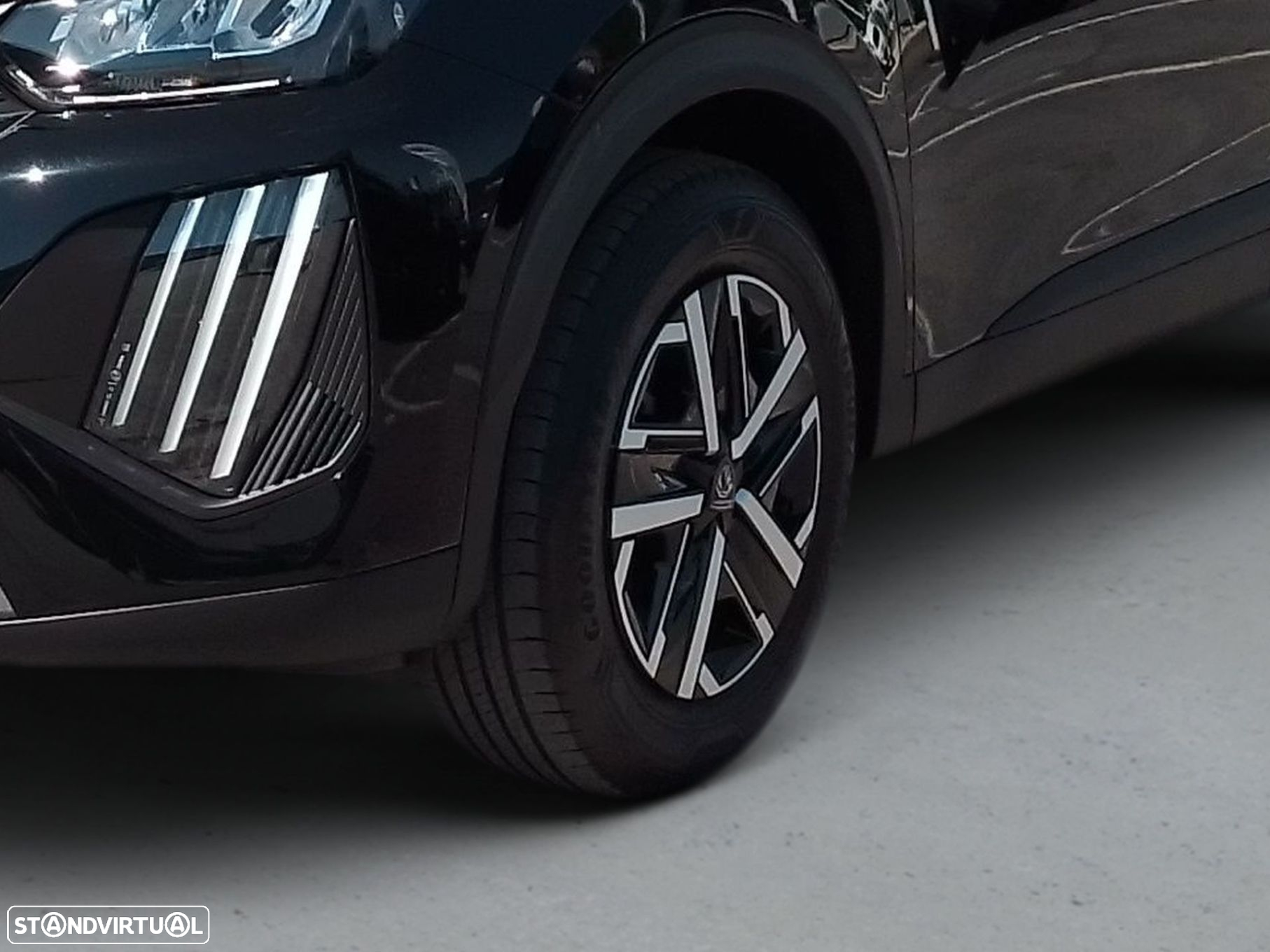 Peugeot 2008 1.2 PureTech Active - 15