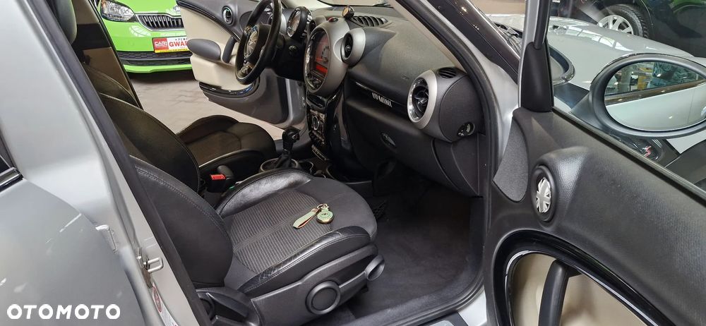 MINI Countryman - 16
