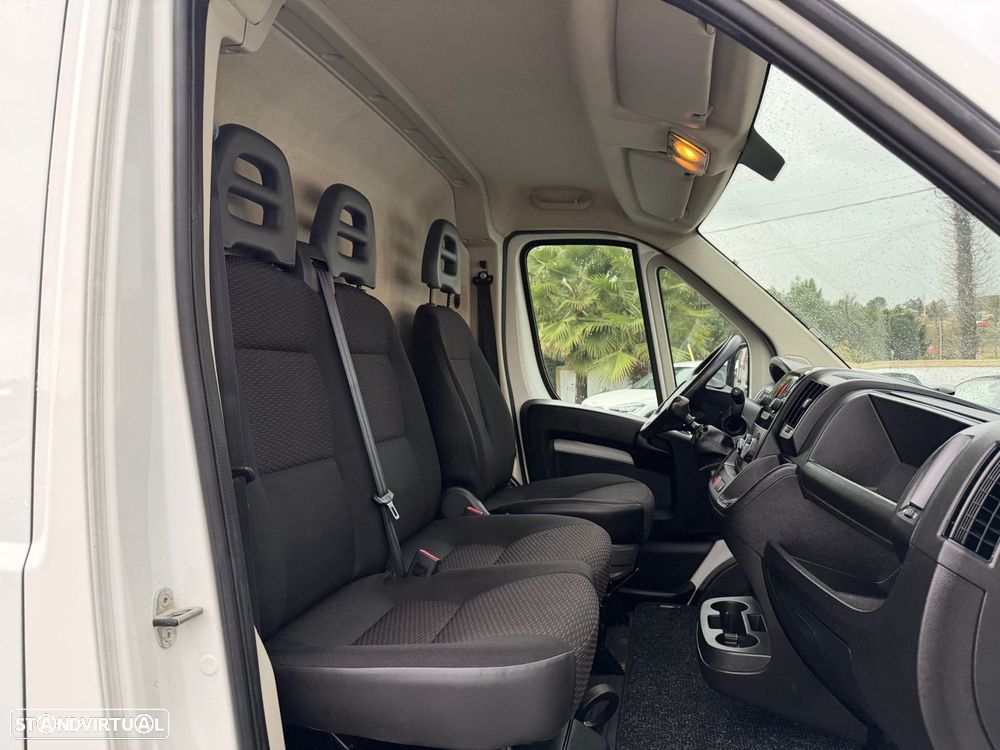 Peugeot Boxer 2.2 BlueHDi 330 L1H1 Premium - 7
