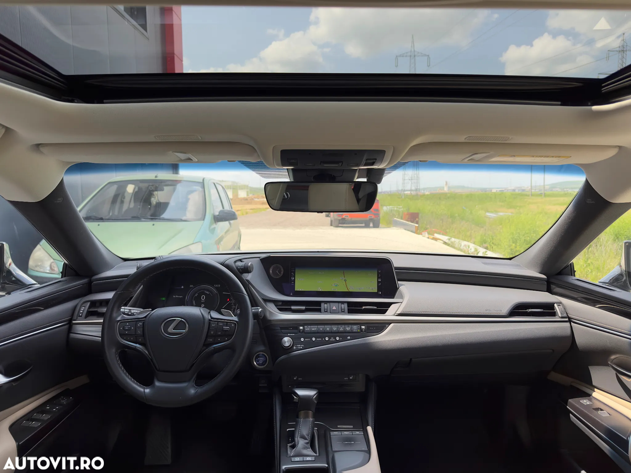 Lexus Seria ES 300h Executive Line - 17
