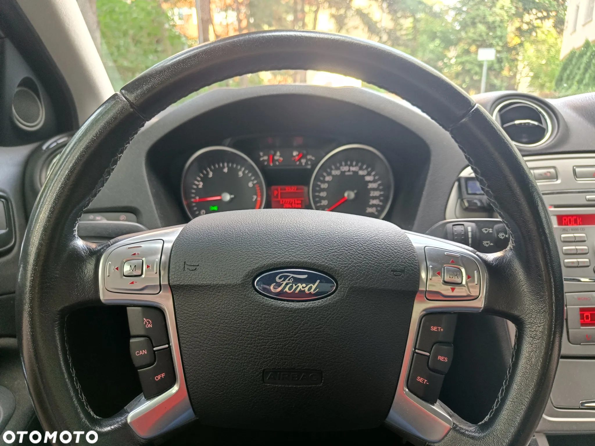 Ford Mondeo 2.3 Ghia - 9