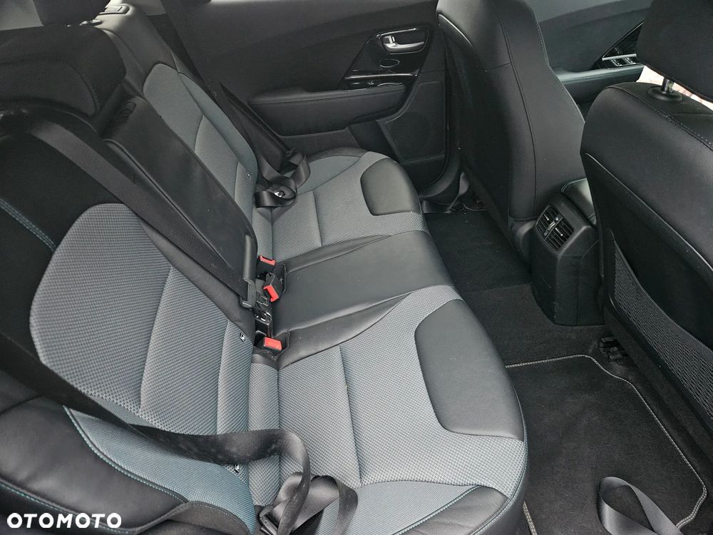 Kia Niro e-Niro 64kWh M - 8