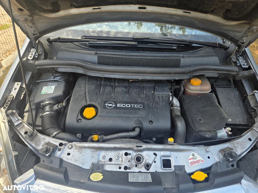 Opel Zafira - 7