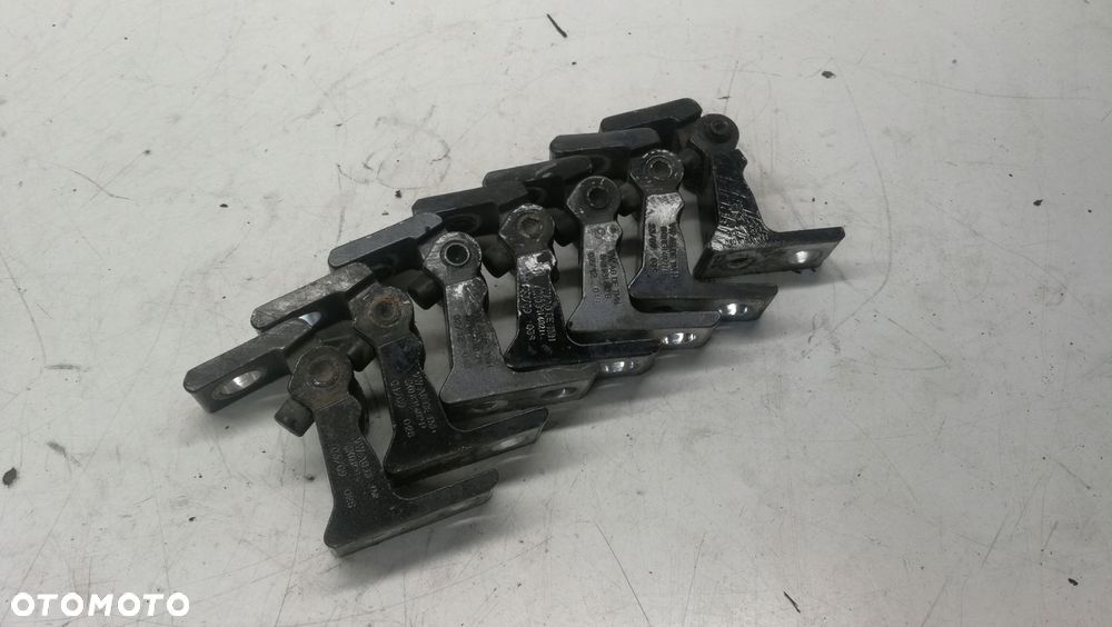 ZAWIAS DRZWI PRAWY AUDI A4 B8 A5 8T Q5 8K0831402B - 1