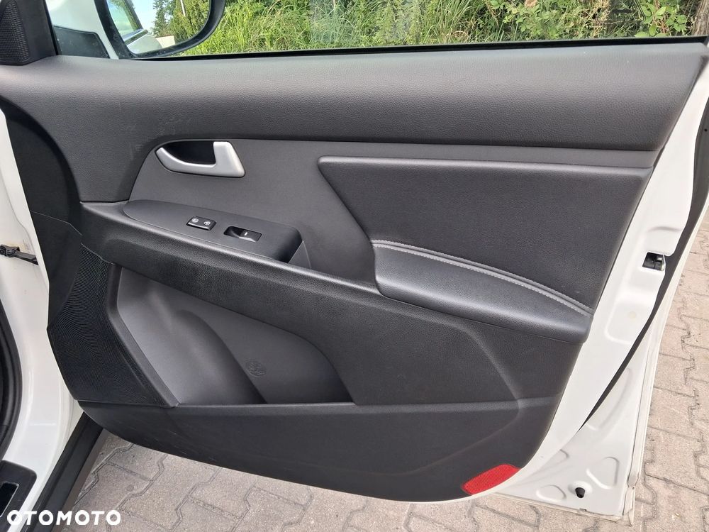 Kia Sportage 1.6 GDI 2WD ISG Edition 7 - 24
