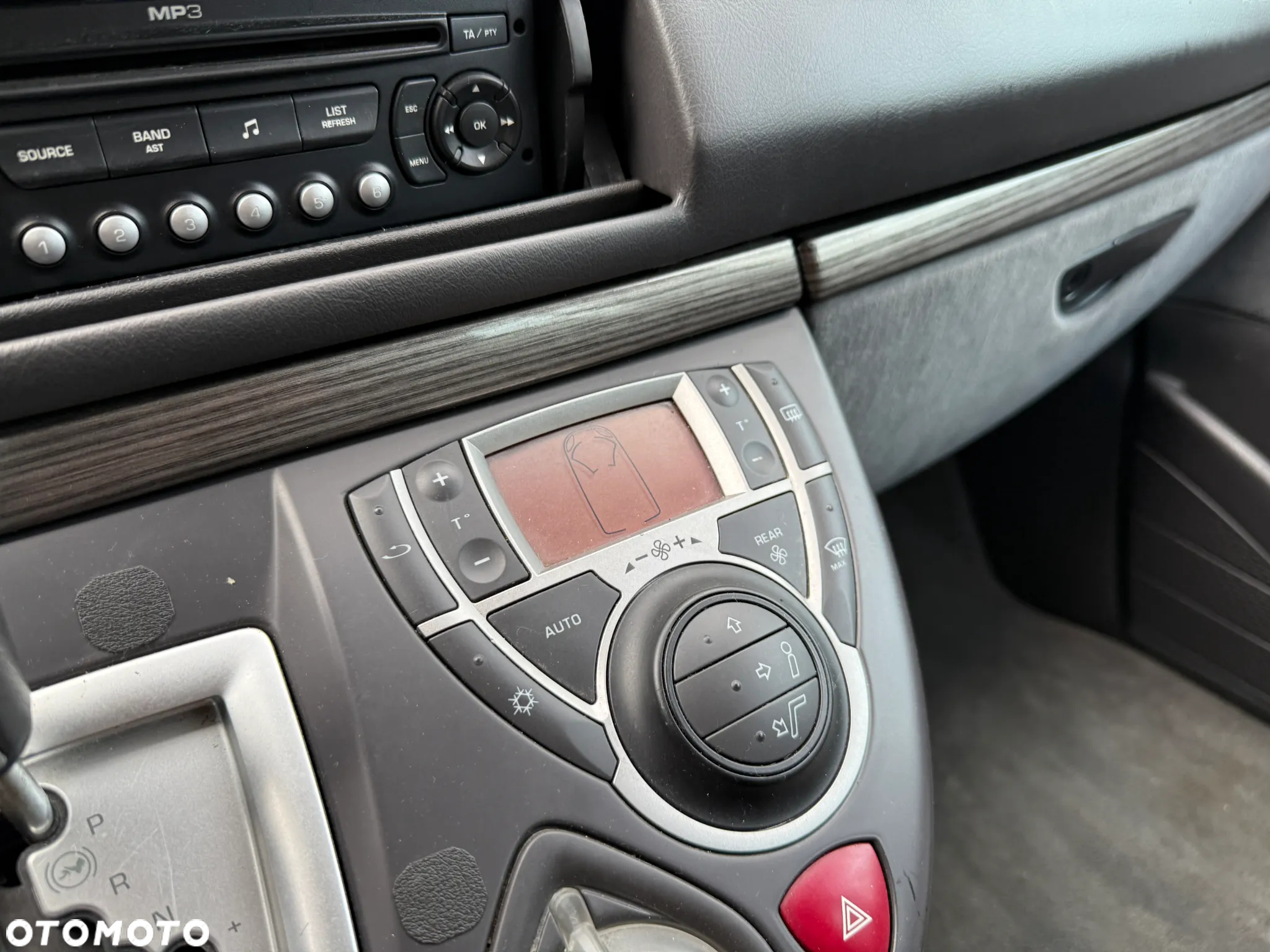 Citroën C8 2.0 16V Tendance - 28