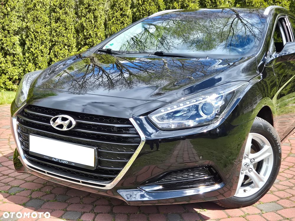 Hyundai i40 Kombi blue 1.7 CRDi Trend - 1