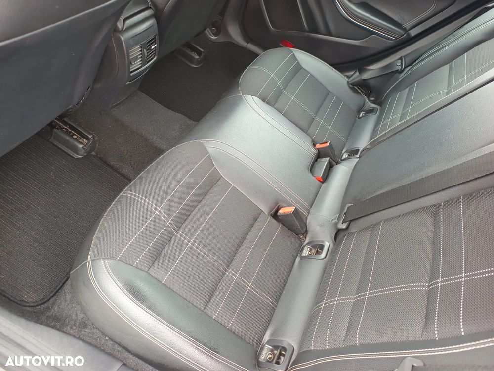 Mercedes-Benz CLA - 8