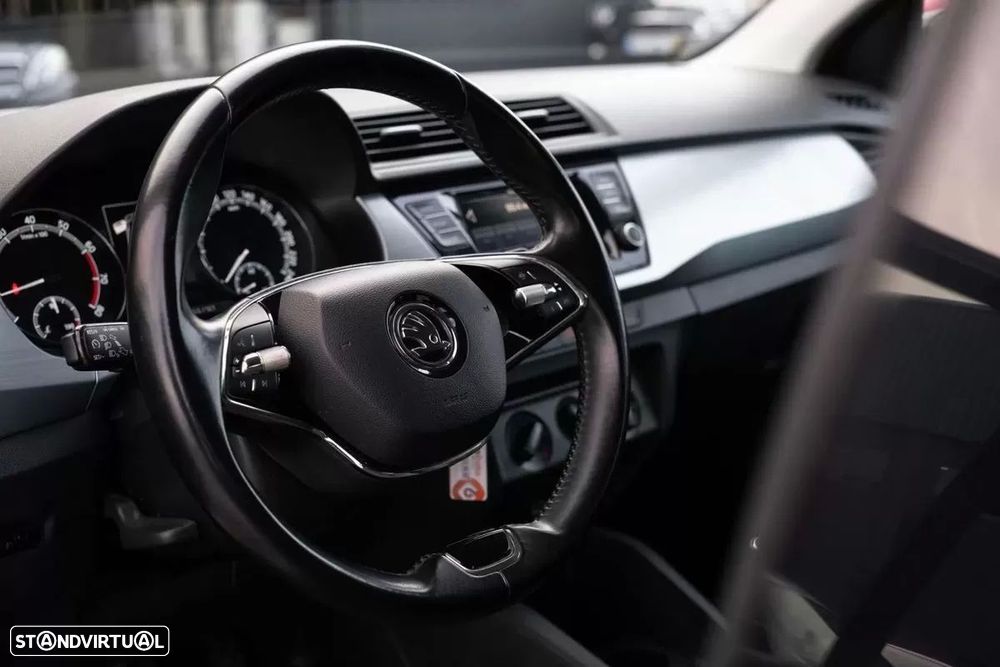 Skoda Fabia 1.0 TSI Essence - 12