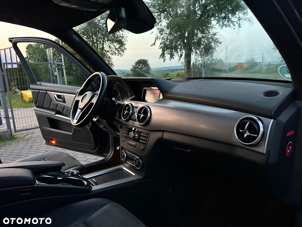 Mercedes-Benz GLK - 8