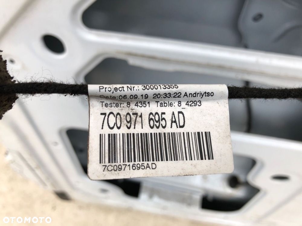 DRZWI TYLNE LEWE  MAN TGE Autobus 2017 - 2022 2.0 TDI 130 kW [177 KM] olej napędowy 2017 - 2022 - 8