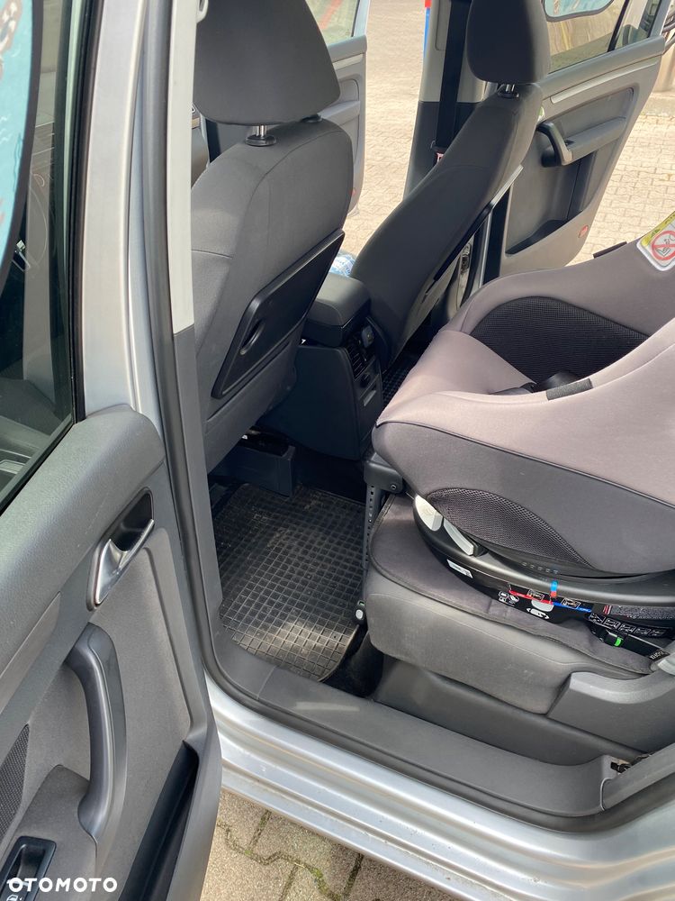 Volkswagen Touran 2.0 TDI DPF Comfortline - 18