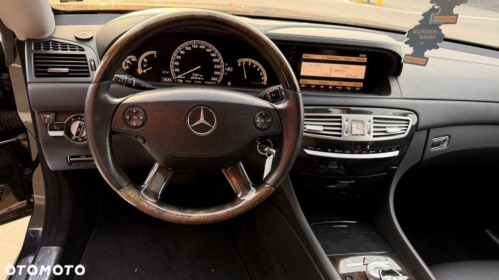 Mercedes-Benz CL - 7