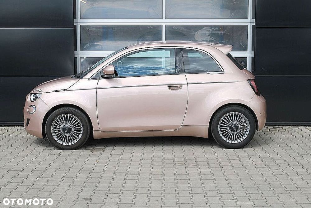 Fiat 500e - 12
