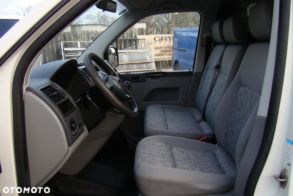Volkswagen Transporter - 8
