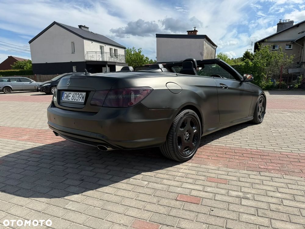 Mercedes-Benz Klasa E 350 CDI DPF BlueEFFICIENCY 7G-TRONIC Avantgarde - 4