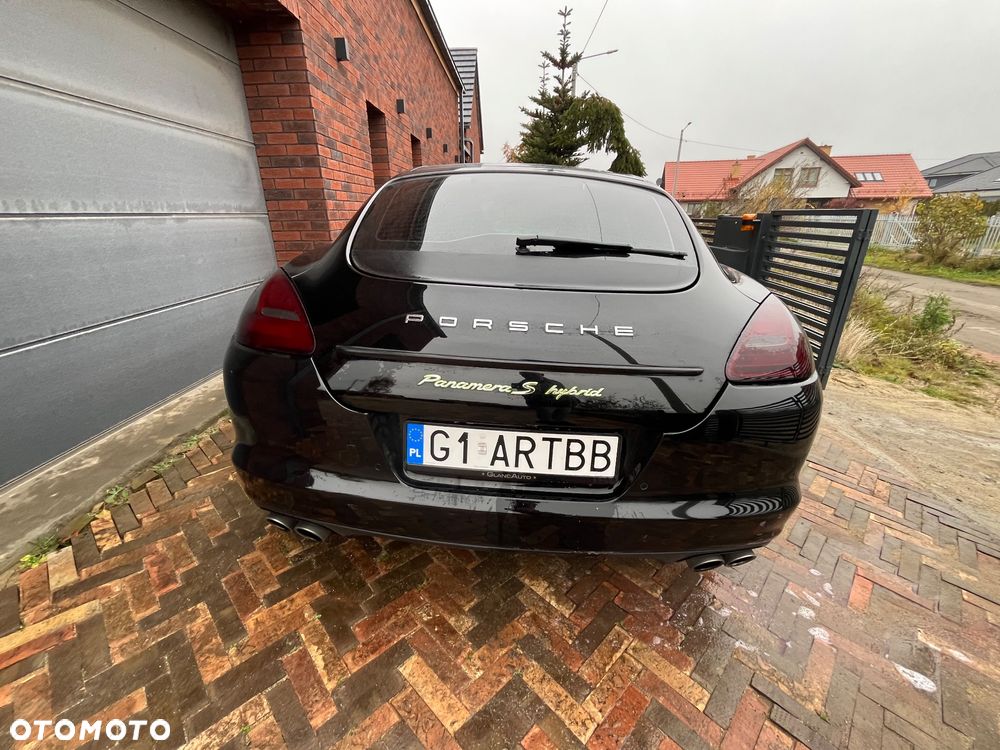 Porsche Panamera - 2