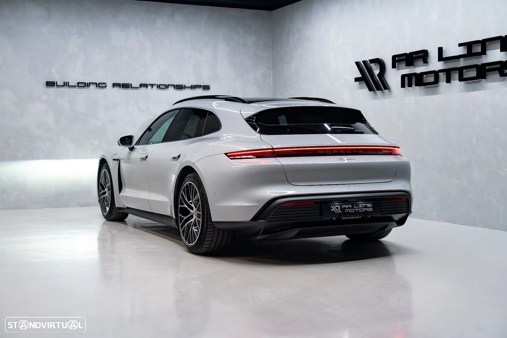 Porsche Taycan Sport Turismo Standard - 10
