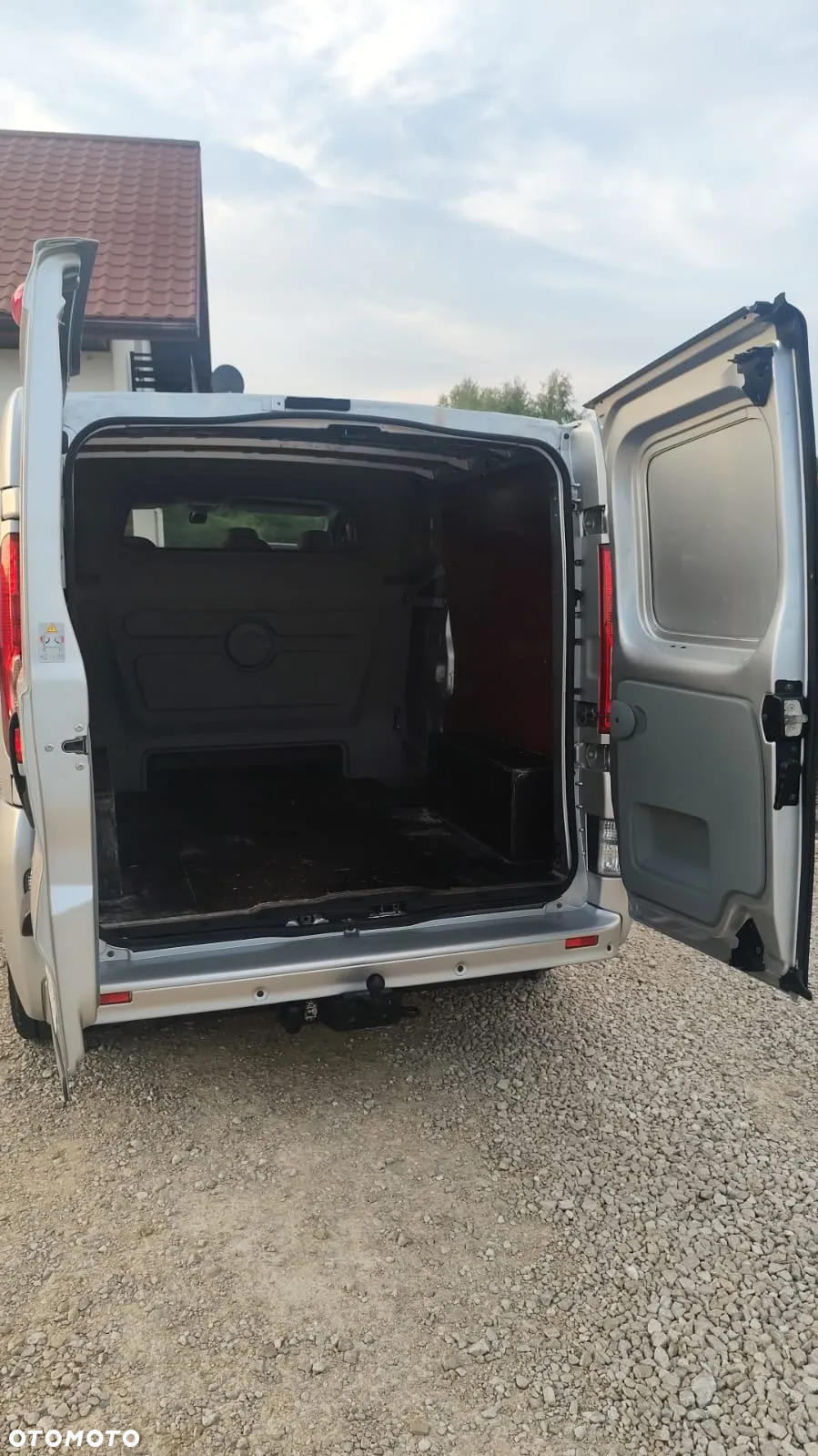Opel Vivaro - 17