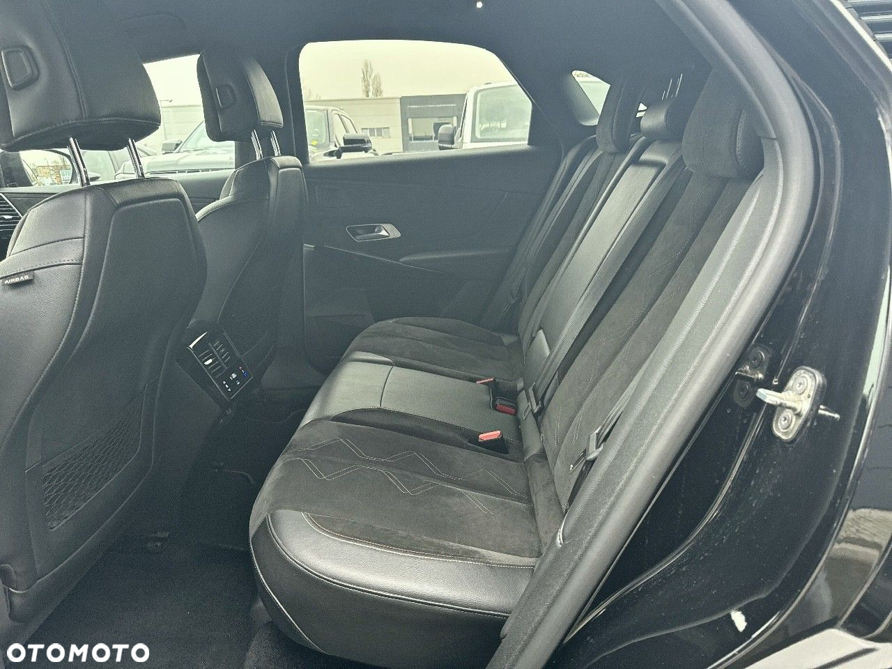 DS Automobiles DS 7 Crossback - 10