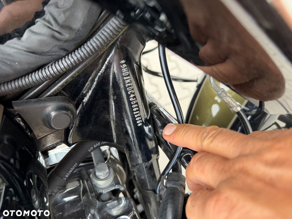 Harley-Davidson FLHS Electra Glide - 13