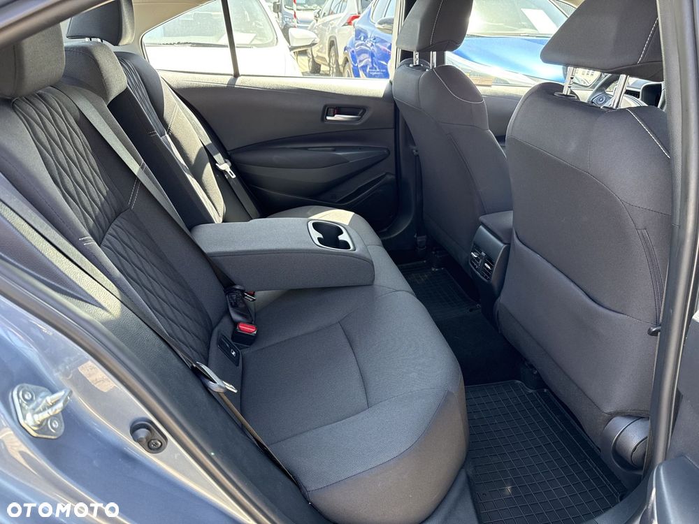 Toyota Corolla - 8