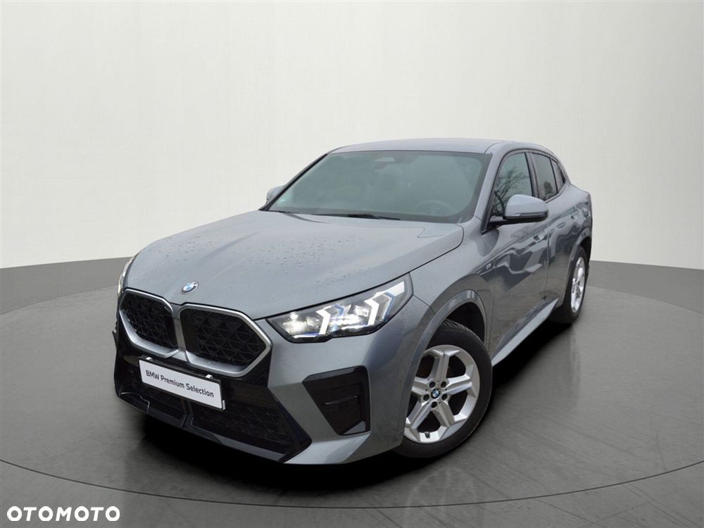 BMW X2 sDrive18d Edition M Mesh - 2