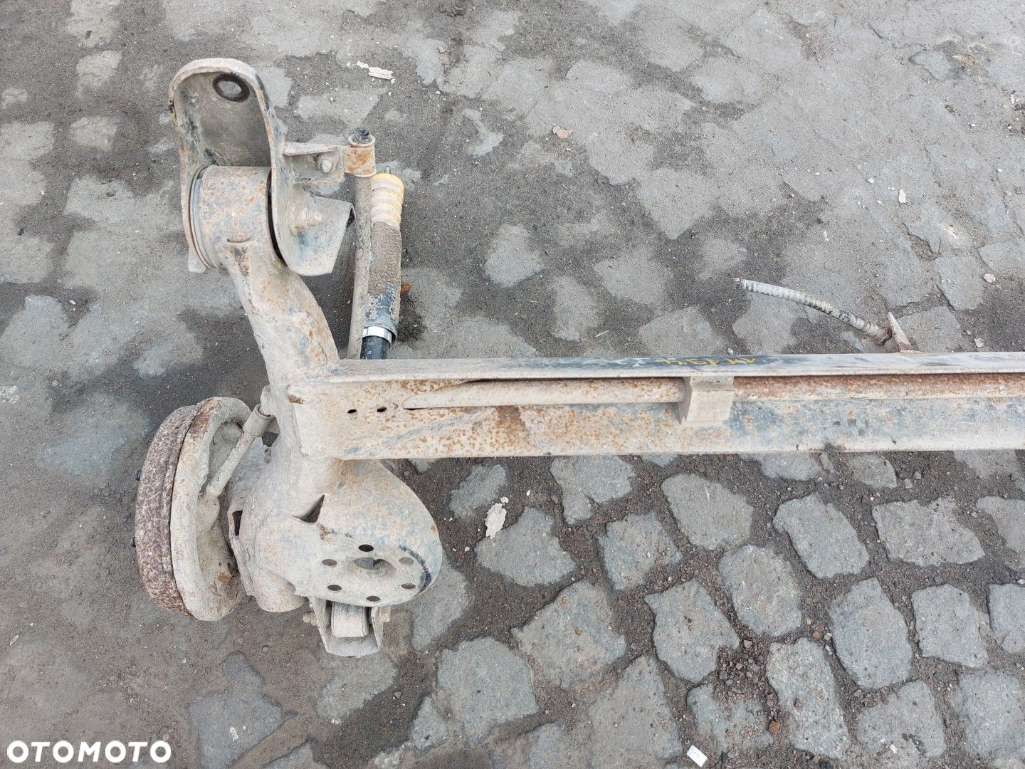Belka tylna TYŁ OŚ ZAWIESZENIA BĘBNY HYUNDAI GETZ 02–11 PIASTA 4 ŚRUBY ABS - 9