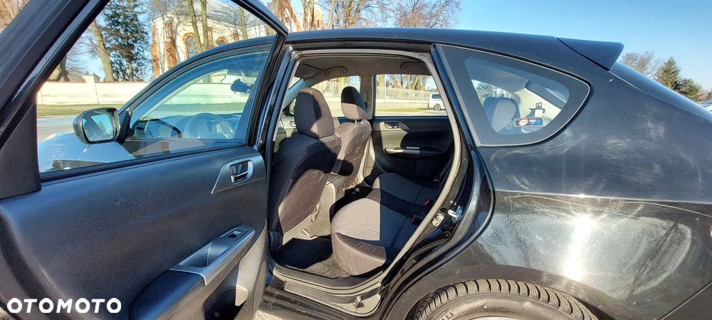 Subaru Impreza 2.0D RA - 17